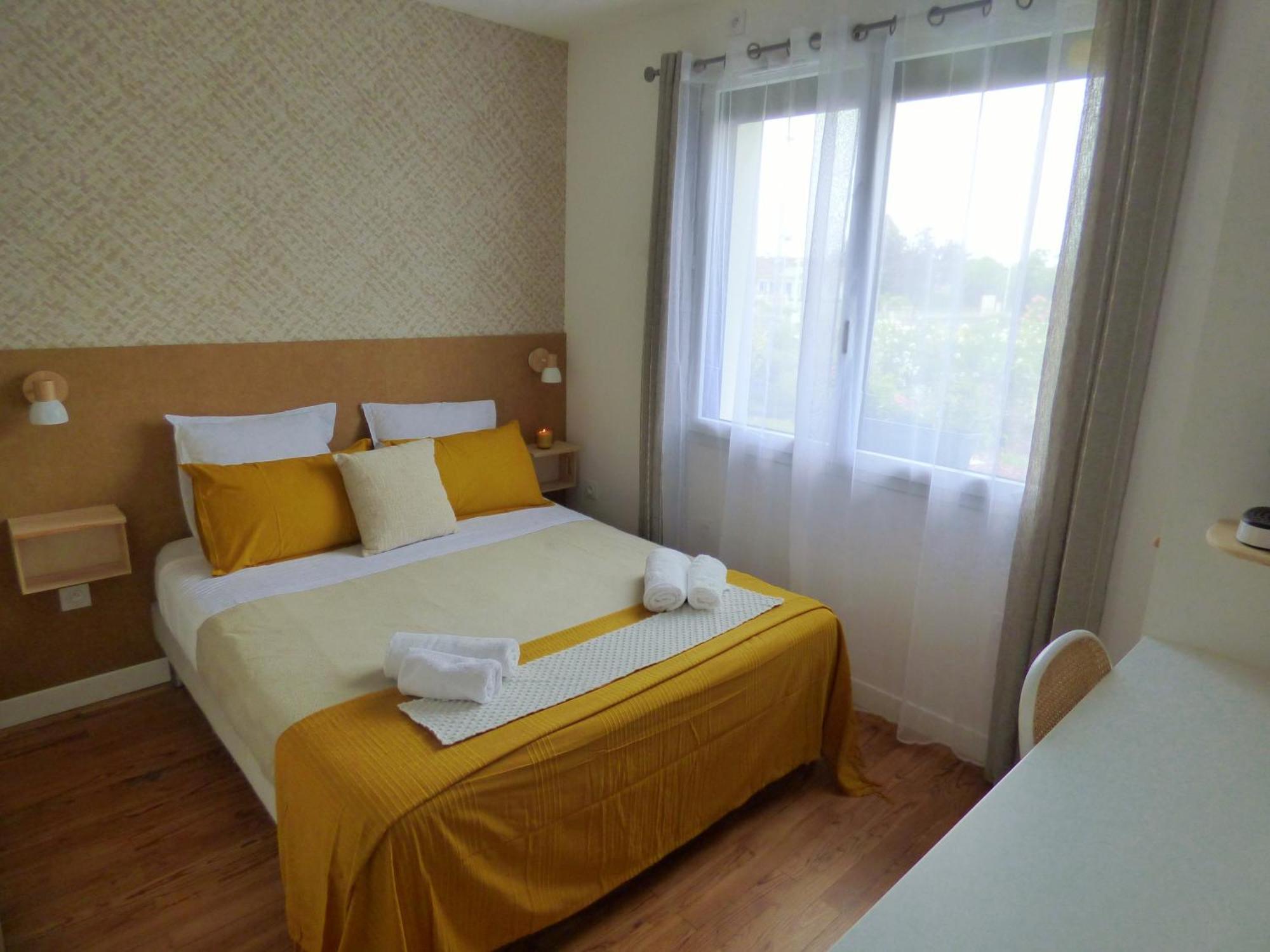 "Les Logis D'Argent" Chambre D'Hote Avec Wc, Sdb, Tv, Wifi, Option Petit Dejeuner , Parking Mimizan Exterior photo