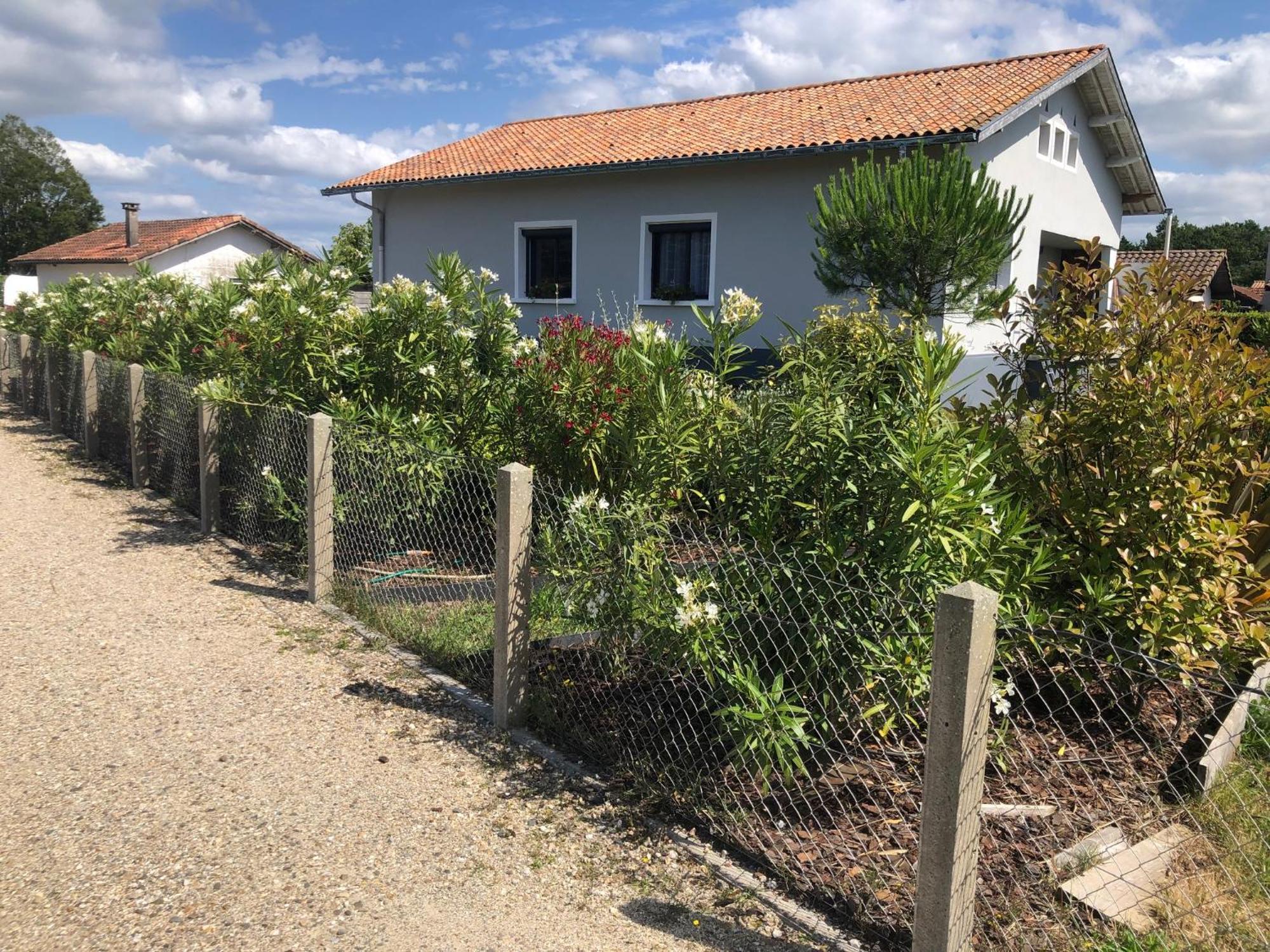 "Les Logis D'Argent" Chambre D'Hote Avec Wc, Sdb, Tv, Wifi, Option Petit Dejeuner , Parking Mimizan Exterior photo